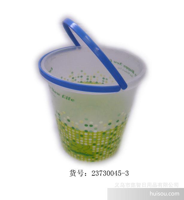 义乌市集智日用品有限公司是经浙江省义乌市工商行政管理局批准的, 以批发塑料日用品、五金厨房用品、文体用品为主的公司,成立于2011年9月5日。公司前身东阳市欣怡日用品厂(创办于2005年8月),当时产品以尼龙厨具为主,主要出口到墨西哥、西班牙、科威特、美国、中东等国家和地区。2006年底增加完全符合环保要求的塑料保鲜盒(微波炉盒)、饭盒、果盘、密封罐、调味盒、果蔬篮、冷水壶、菜板、粘钩、尼龙厨具等生活日用品的生产。于2009年下半年将工厂搬移到义乌市稠江街道,工厂拥有先进的注塑机及配套设备几十台,可根据客