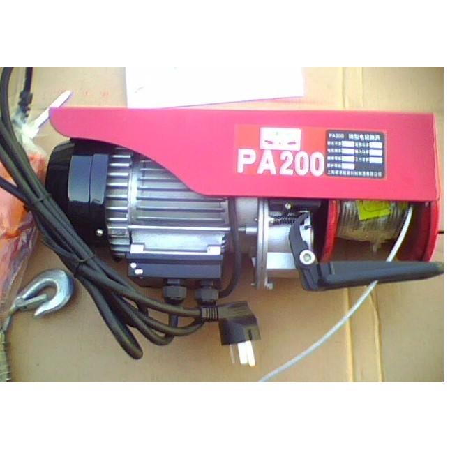 最好微电葫芦PA800微型电动葫芦最耐用 刘芳:158 3125 3199 QQ: 1247027619 保定怀鸽最好微电葫芦生产厂家。 微型电动葫芦主要规格有 因使用单钩/双钩不同,起升的重量不同。 额定起重量分别为(单钩/双钩):100/200KG,125/250KG,200/400KG,250/500KG,300/600KG,400/800KG,500/1000KG; 起升高度为(单钩/双钩):12/6M; 起重速度为(单钩/双钩):10/5(m/min); 额定电压为230V,50HZ,工作系数